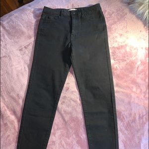 black skinny jeans never worn